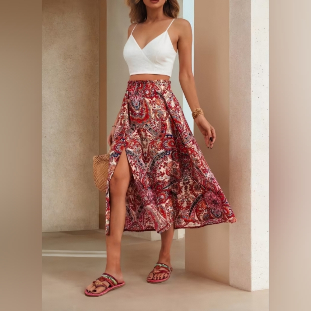 **SALE 50% OFF** Chic Paisley A-Line Skirt - Red and Cream